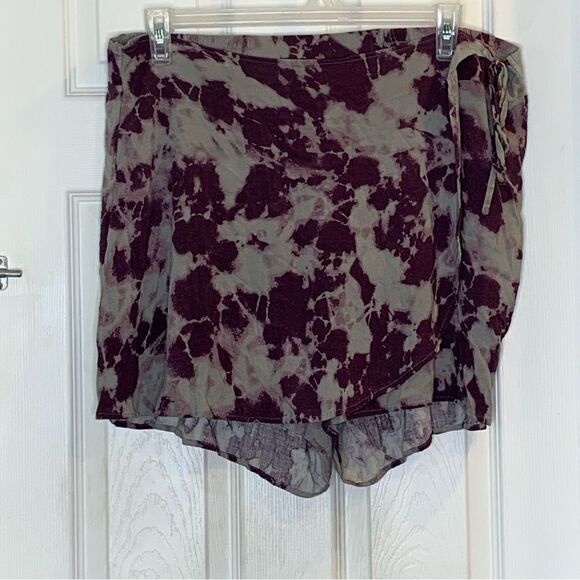TORRID Wrap Skort - Textured Heather Tie Dye Grey Size 2/Size 2X - Picture 3 of 13
